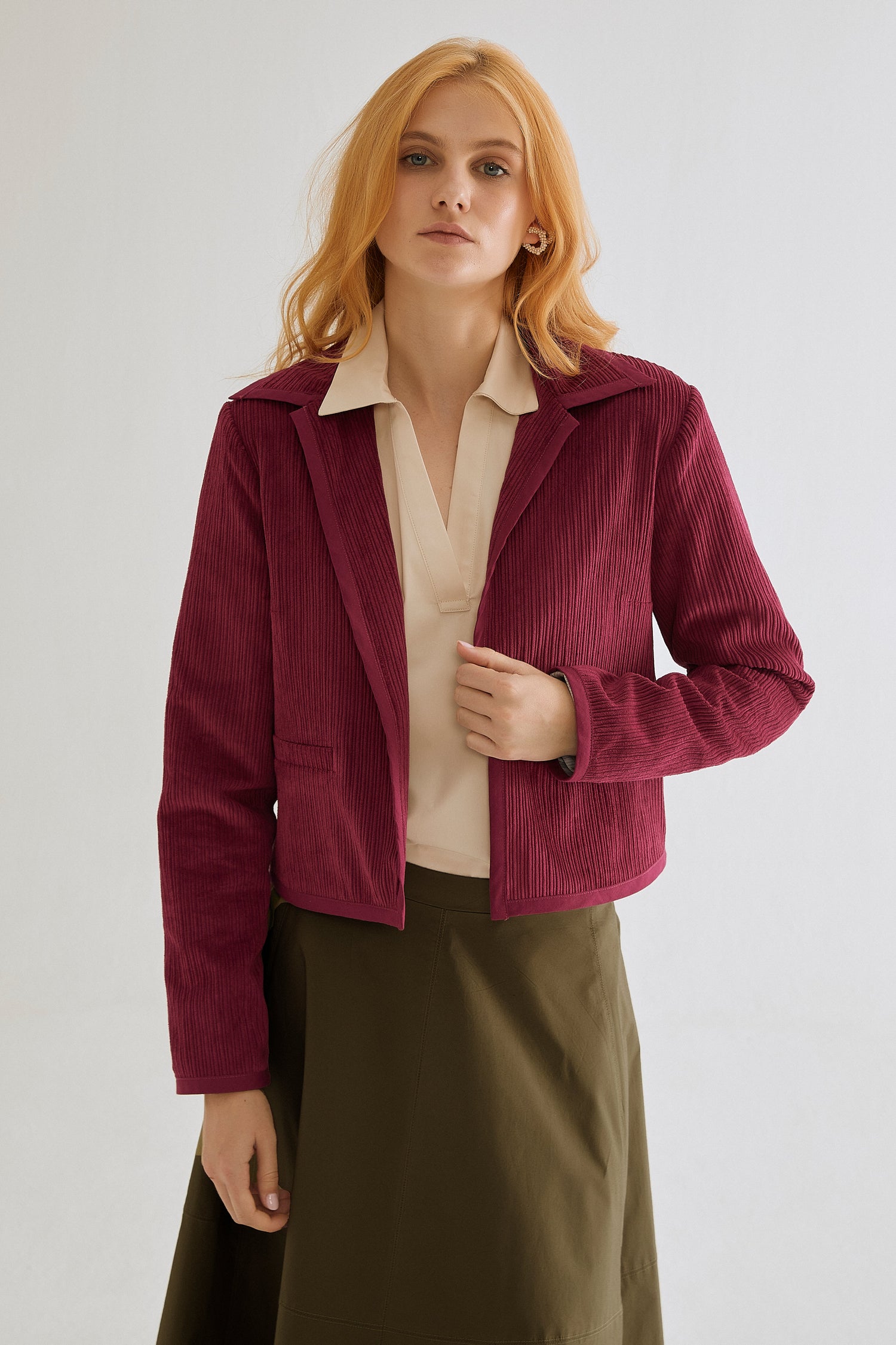 ABRIGOS Y CHAQUETAS