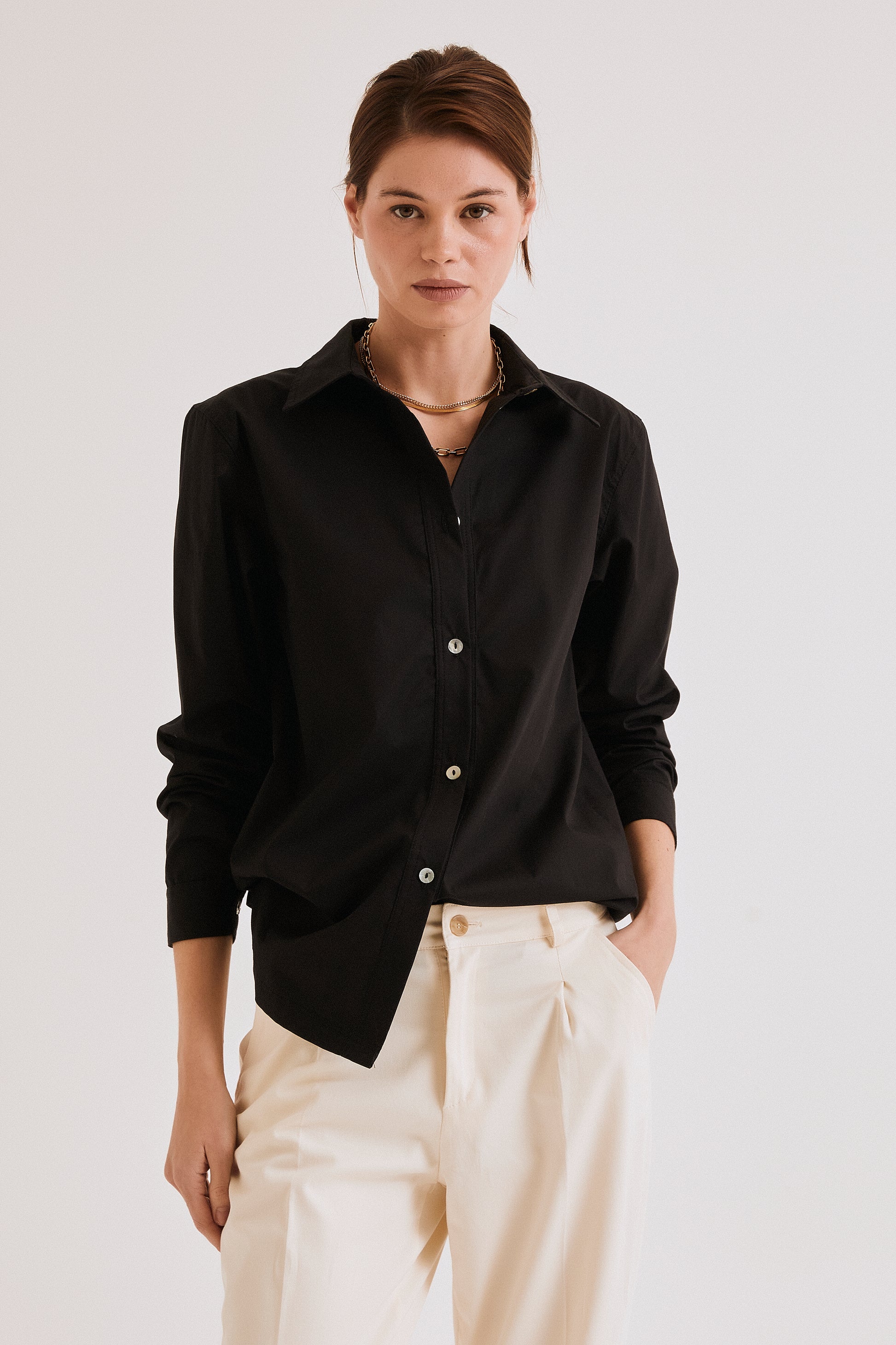 Camisa Elara - Negro - Core Artillery